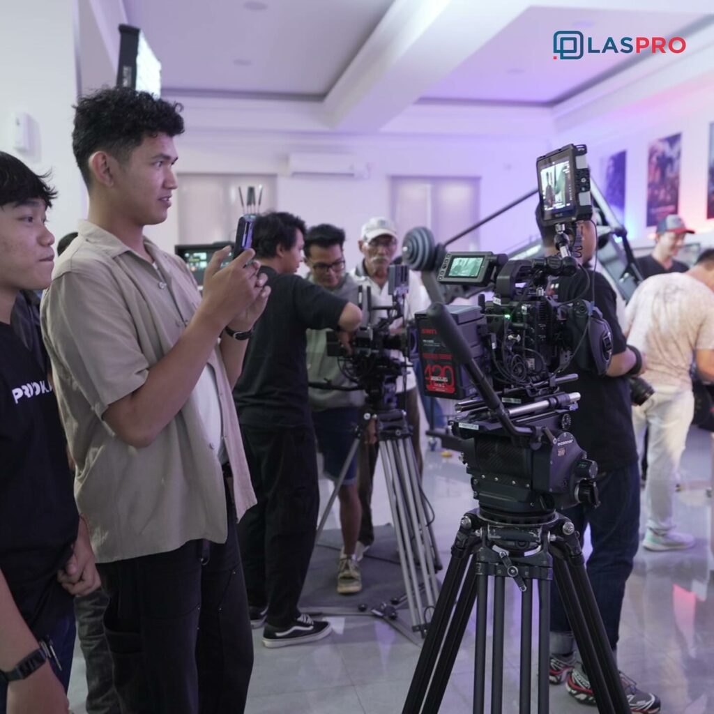 Rental Camera